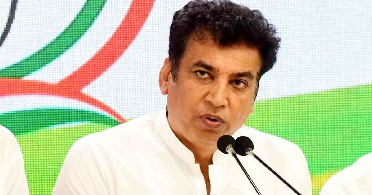 بی جے پی کی ڈبل انجن سرکار شدید گرمی میں پانی کی قلت سے دہلی کے لوگوں کو نجات دلانے میں ناکام: دیویندر یادو