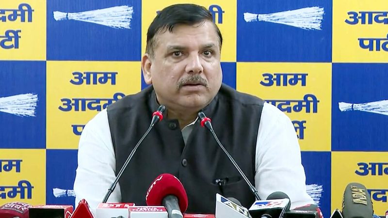 مسلمانوں کو خود کو ثابت کرنے کی ضرورت نہیں، یہ ملک اُن کا بھی ہے: سنجے سنگھ