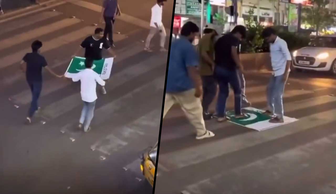 حیدرآباد: دلسکھ نگرمیٹرو اسٹیشن پر پاکستان کے جھنڈے کو عوام نے روندا