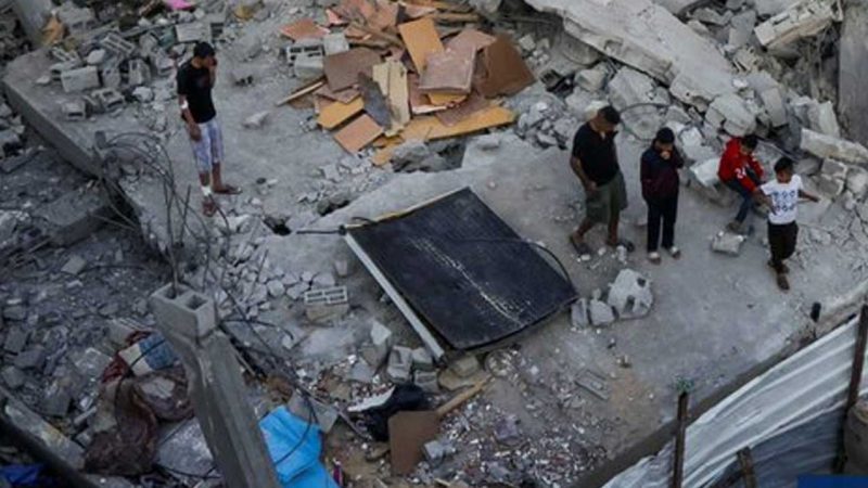غزہ پر اسرائیلی حملوں میں تقریباً 40 افراد جاں بحق: رپورٹ