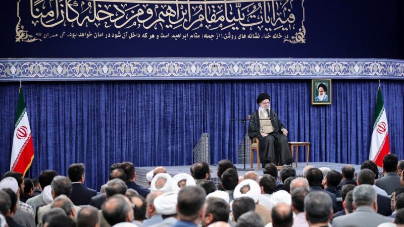 حج وہ واحد عبادت ہے جس کی ساخت مکمل طور پر سیاسی ہے، رہبر معظم انقلاب