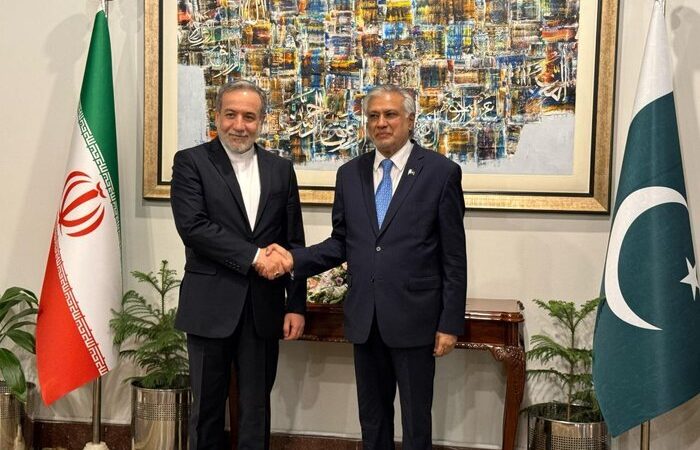 اسلام آباد، ایرانی وزیر خارجہ کا شاندار استقبال، پاک-ایران تعلقات پر گفتگو