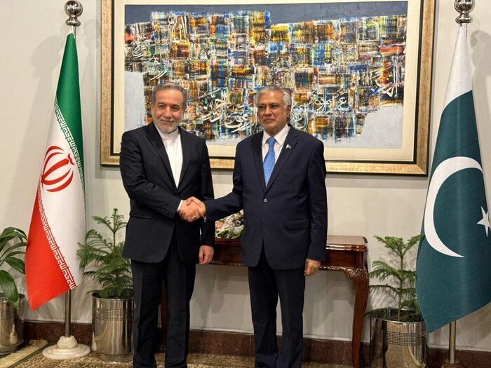 اسلام آباد، ایرانی وزیر خارجہ کا شاندار استقبال، پاک-ایران تعلقات پر گفتگو