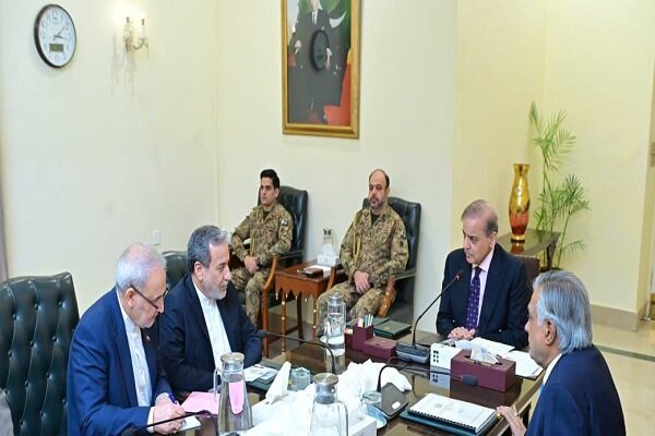 ایرانی وزیر خارجہ کی پاکستانی وزیراعظم شہباز شریف سے ملاقات
