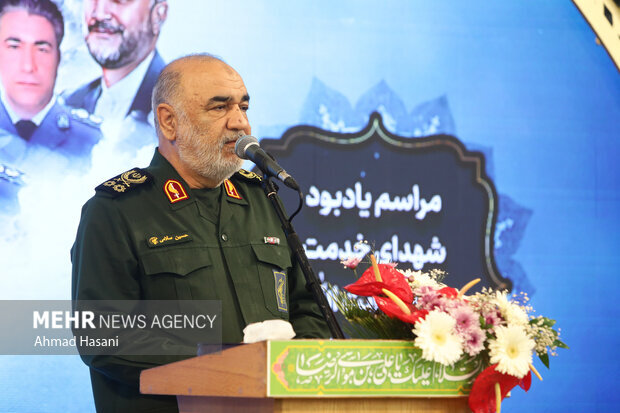 سعودی عرب میں ٹرمپ کا ایران مخالف بیان جہالت کی انتہا ہے، جنرل سلامی