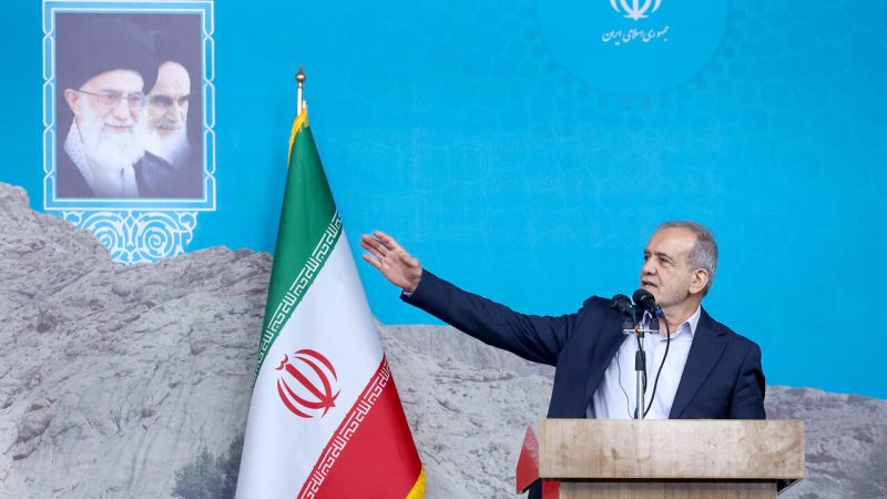 آج جمہوریت اور انسانی حقوق کی بات کرنے والے دشمن خود اصل دہشت گرد ہیں، ایرانی صدر