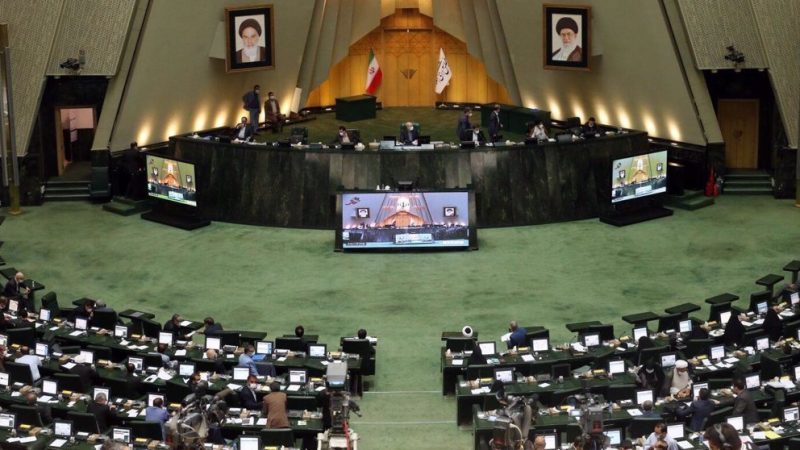 ایران اپنے جوہری حقوق سے کبھی دستبردار نہیں ہوگا، اراکین پارلیمنٹ