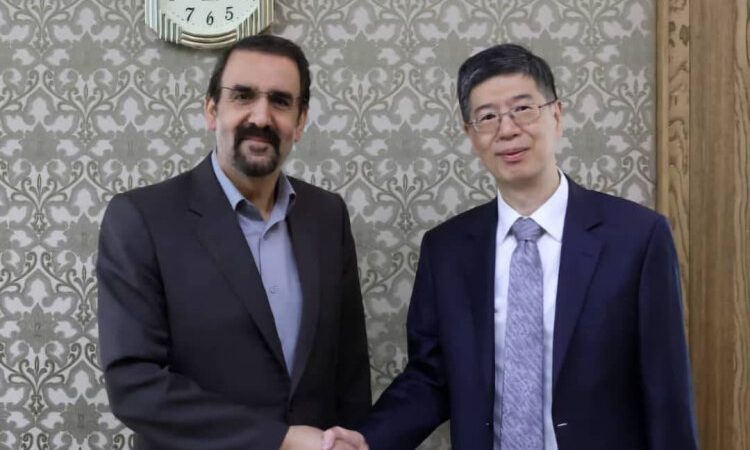 چینی سفیر کی ایرانی صدر کے مشیر سے ملاقات، علاقائی امور پر تبادلہ خیال