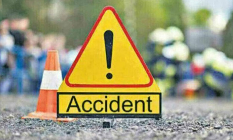 رائے پور میں سڑک حادثہ میں 13 افراد ہلاک، 10 زخمی