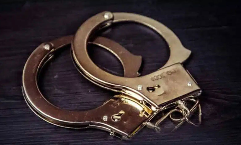 ایران نے بندر گاہ دھماکے میں ہلاکتوں کی تعداد کم کر کے 57 بتائی، سیکیورٹی میں کوتاہی کے الزام میں دو گرفتار