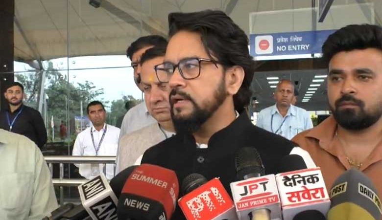 قبضہ جمائیں گے پر کاغذ نہیں دکھائیں گے، سنجولی مسجد کیس میں وقف بورڈ پر انوراگ ٹھاکر کا طنز (ویڈیو دیکھیں)