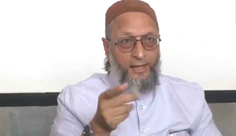 گھر میں گھس کر مارنے کا وقت گزر گیا، اب گھس کر بیٹھنے کی ضرورت ہے: اویسی (ویڈیو)