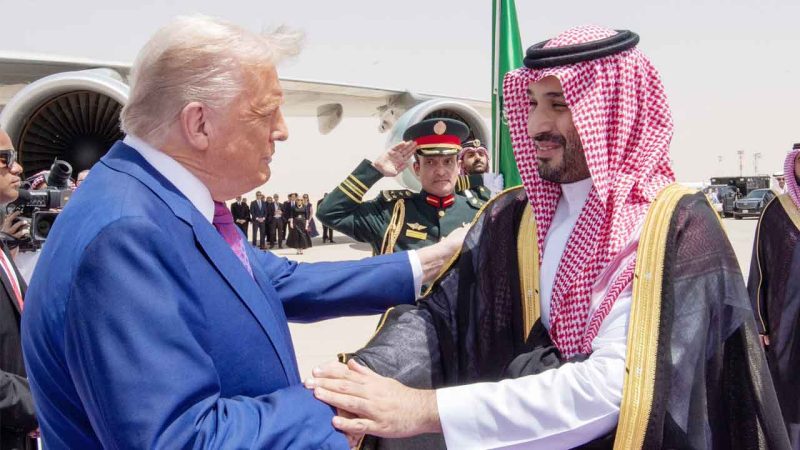 ڈونالڈ ٹرمپ مشرق وسطیٰ کے 4 روزہ دورہ پر، پہلے مرحلہ میں سعودی عرب پہنچے
