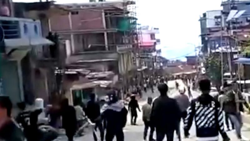 منی پور: زمینی تنازعہ معاملے میں دو گاؤں کے لوگوں میں جھڑپ، 12 سلامتی اہلکاروں سمیت 25 زخمی، حکم امتناعی نافذ