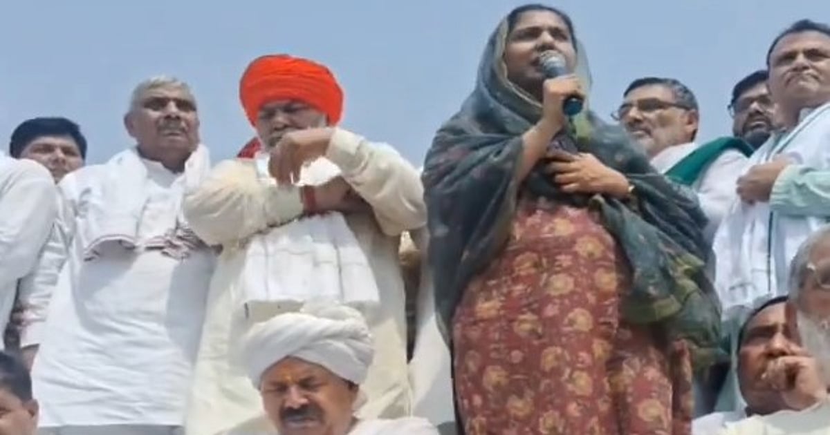 ’راکیش ٹکیت پر حملہ کرنے والے دہشت گرد سے کم نہیں‘، مہاپنچایت میں رکن پارلیمنٹ اقرا حسن کا جذباتی خطاب