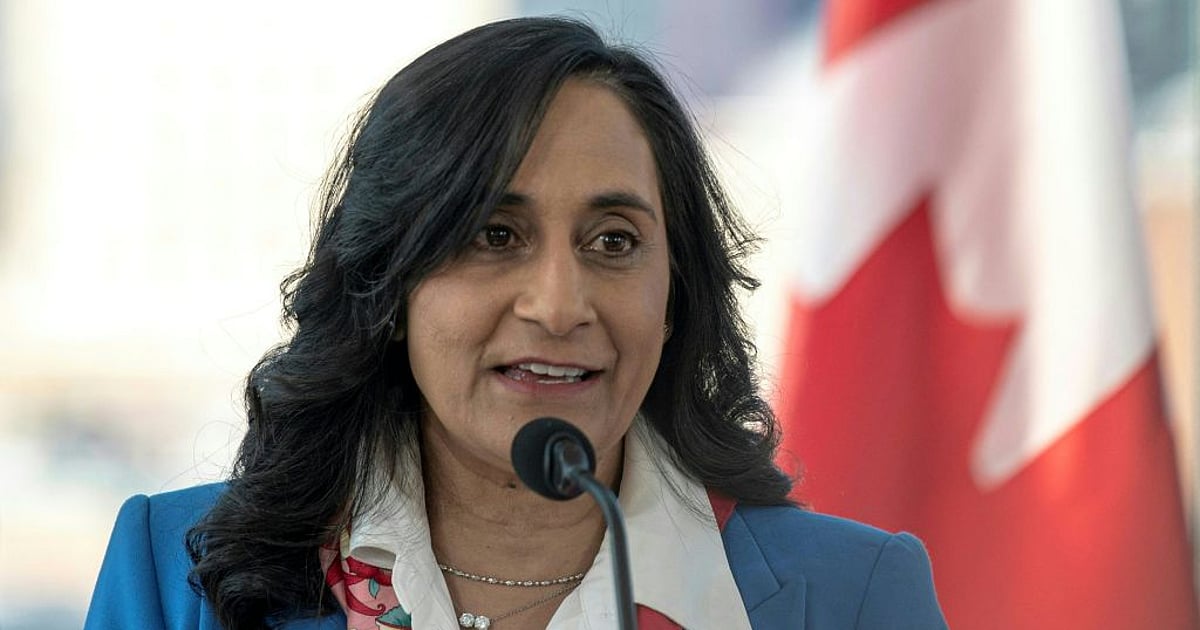 کینیڈا کی وزیر خارجہ بنی انیتا آنند، ہند نژاد پہلی ہندو خاتون کو سفارتی محاذ کی کمان