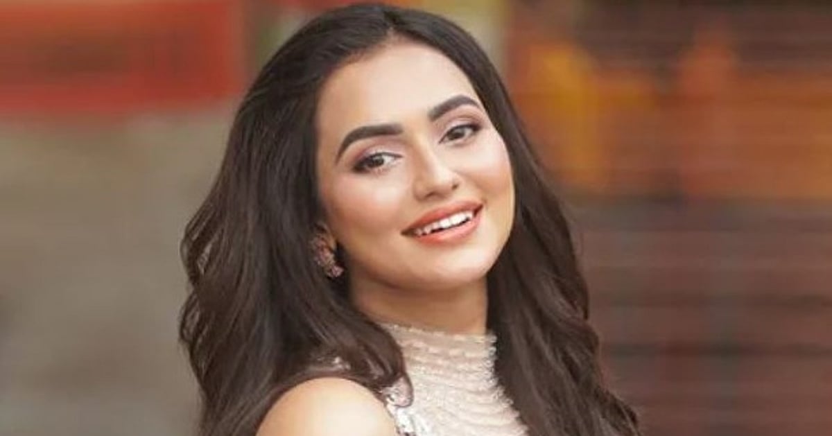 بنگلہ دیش: قتل کے ایک معاملہ میں ایئرپورٹ سے گرفتار کی گئی معروف اداکارہ نصرت فاریہ نے توڑی خاموشی
