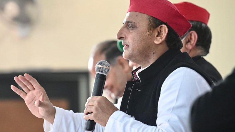 حکومت آندھی، بارش کے مہلوکین کنبے کی سچ میں مدد کرے:اکھلیش